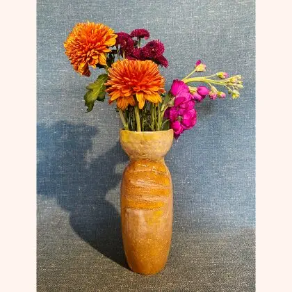 Hand Vase – Soft Yellow